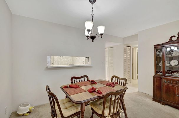 Chandelier, Dining room, Interior, Pendant Lights