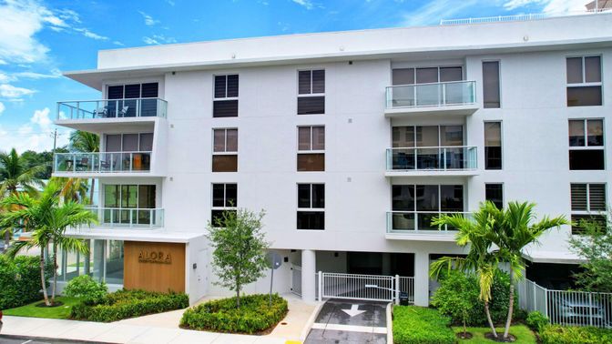 Exterior, Facade, Condo Building
