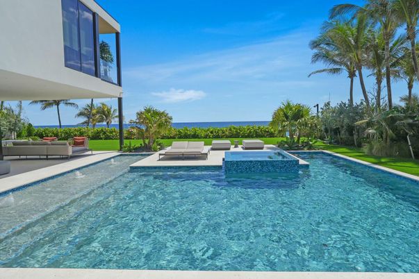 Exterior, Pool, Water