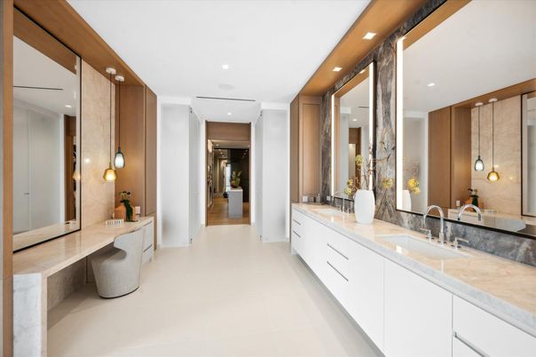 Bathroom, Dual Sink Vanities, Interior, Pendant Lights, Recessed Lighting