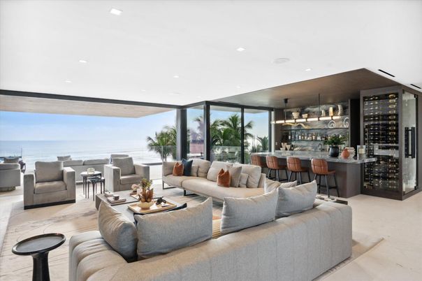 Interior, Living room, Pendant Lights, Recessed Lighting, Water