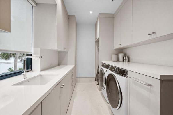 Interior, Recessed Lighting, Washer