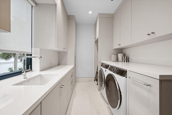 Interior, Recessed Lighting, Washer
