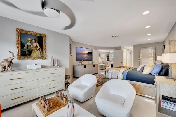 Bedroom, Interior, Living room, Recessed Lighting