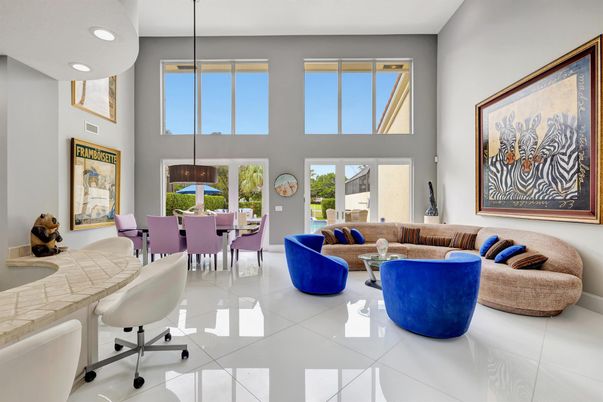 Dining room, Interior, Living room, Pendant Lights, Recessed Lighting