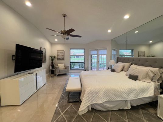 Bedroom, Interior, Recessed Lighting
