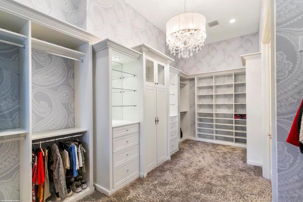 Chandelier, Interior, Recessed Lighting, Walk-in Closets
