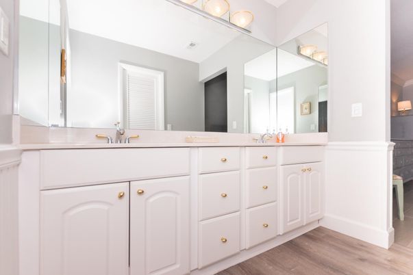 Bathroom, Dual Sink Vanities, Interior, Wood Texture Flooring