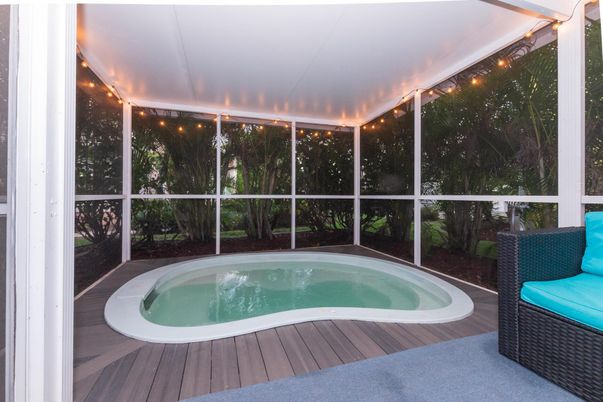 Interior, Pool, Sun Room