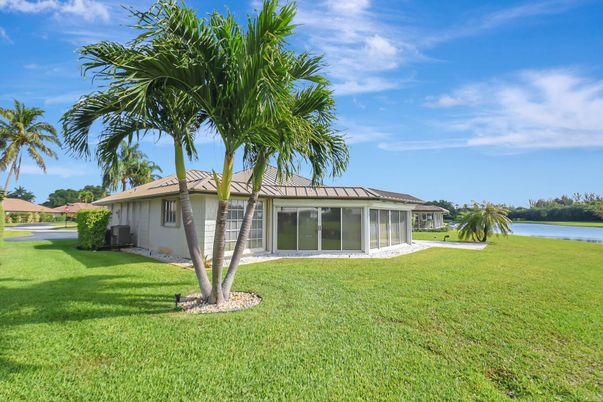 Backyard, Exterior, Water