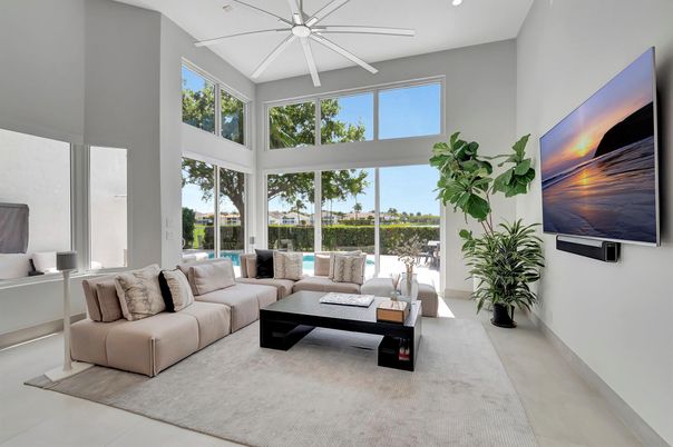 Interior, Living room, Recessed Lighting, Sun Room