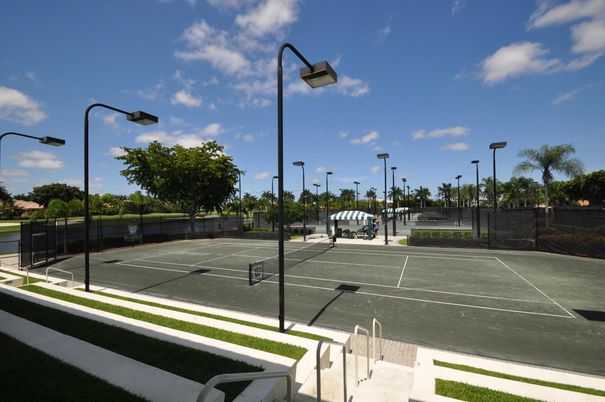Exterior, Tennis Courts
