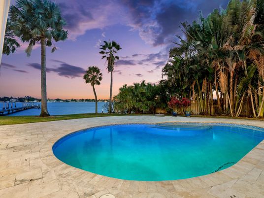 Exterior, Lake, Pool, Water