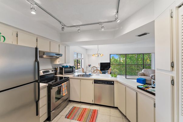 Interior, Kitchen, Pendant Lights, Stainless Steel Appliances