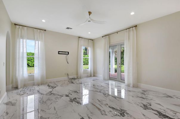 Empty room, Interior, Marble, Recessed Lighting