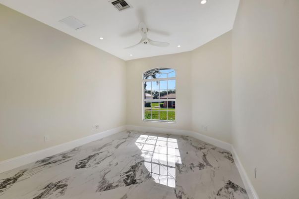 Empty room, Interior, Marble, Recessed Lighting