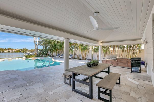 Exterior, Pool, Water