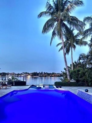 Exterior, Lake, Pool