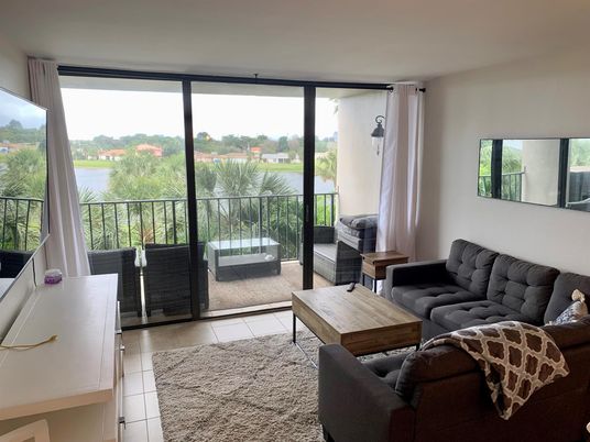 Interior, Living room, Water
