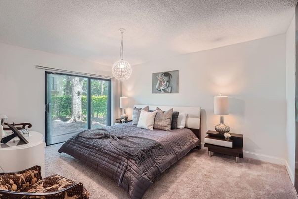 Bedroom, Interior, Pendant Lights