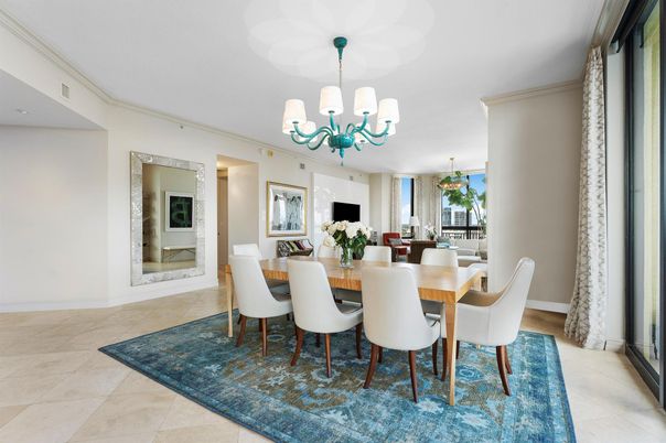 Chandelier, Dining room, Interior