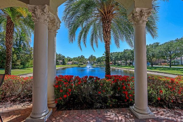 Exterior, Pool, Water