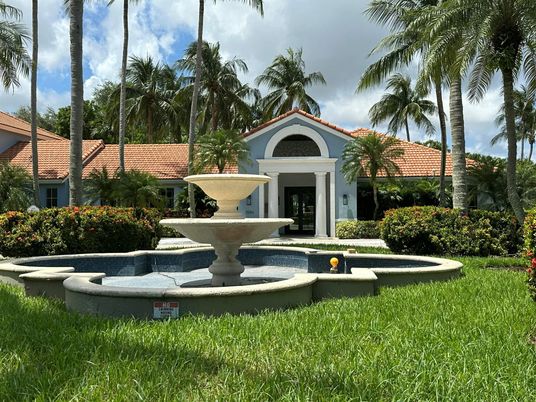 Backyard, Exterior, Facade, Spanish Mediterranean