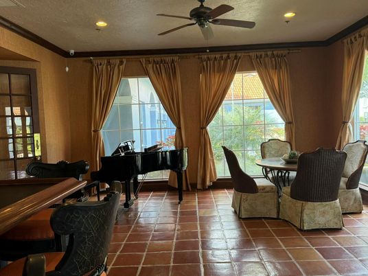 Dining room, Interior, Piano, Recessed Lighting