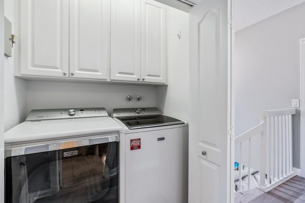 Interior, Washer