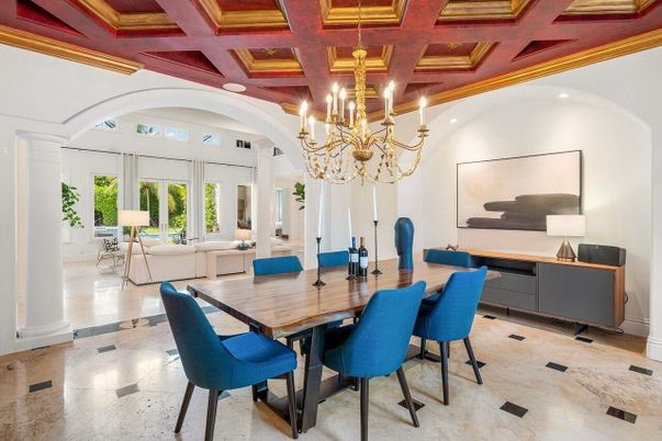 Chandelier, Dining room, Interior, Living room, Recessed Lighting