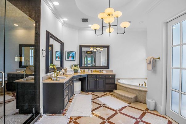 Bathroom, Dual Sink Vanities, Interior, Pendant Lights, Recessed Lighting