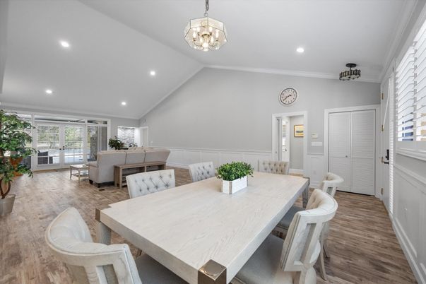 Dining room, Interior, Living room, Pendant Lights, Recessed Lighting, Wood Texture Flooring