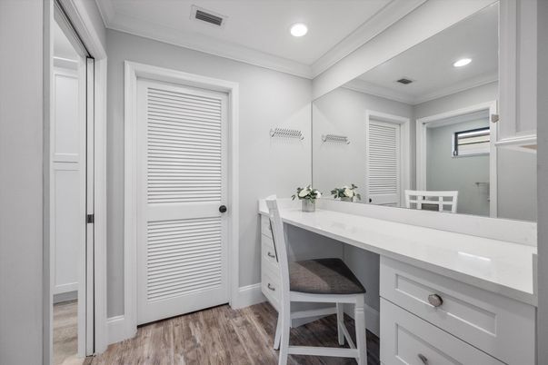 Bathroom, Interior, Recessed Lighting, Wood Texture Flooring