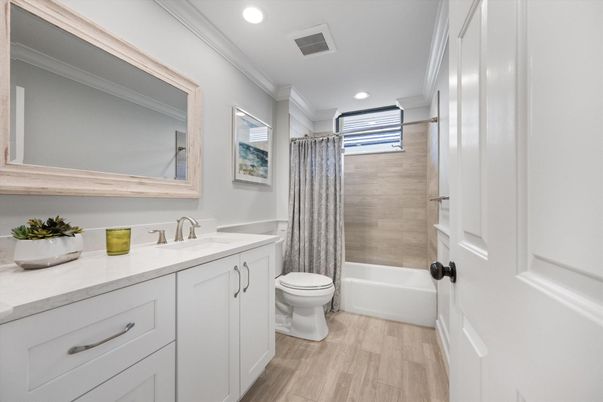 Bathroom, Interior, Recessed Lighting, Wood Texture Flooring
