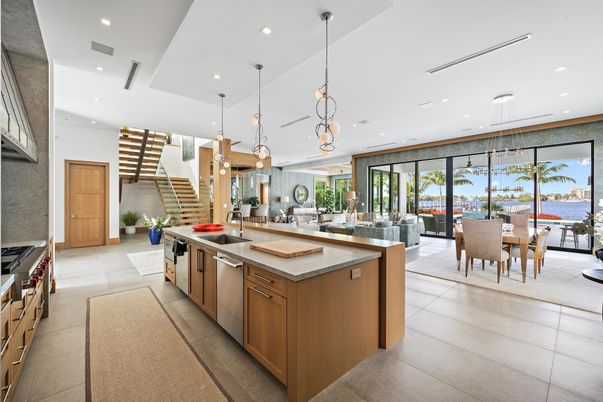 Dining room, Interior, Kitchen, Pendant Lights, Recessed Lighting, Stainless Steel Appliances, Water