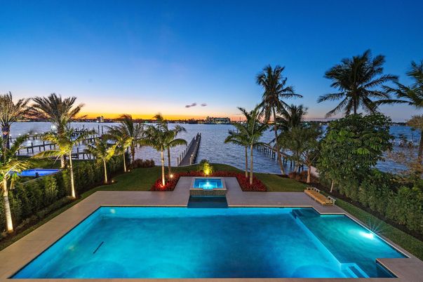 Exterior, Pool, Water