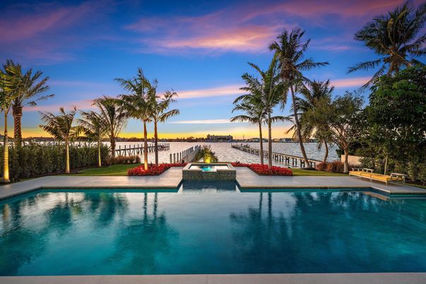 Exterior, Pool, Water