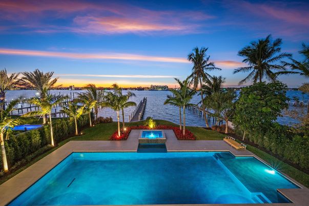 Exterior, Pool, Water