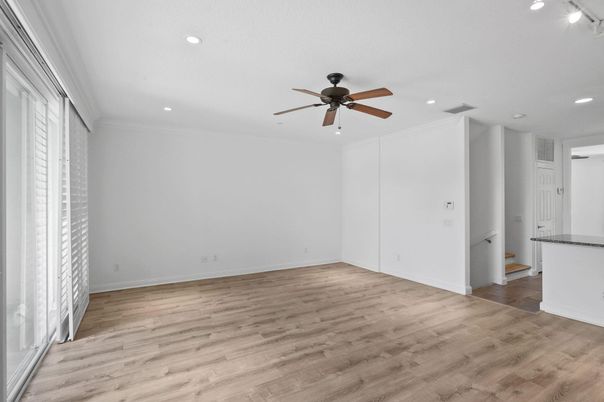 Empty room, Interior, Recessed Lighting, Wood Texture Flooring