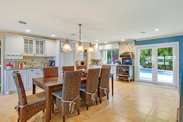 Dining room, Interior, Kitchen, Pendant Lights, Recessed Lighting