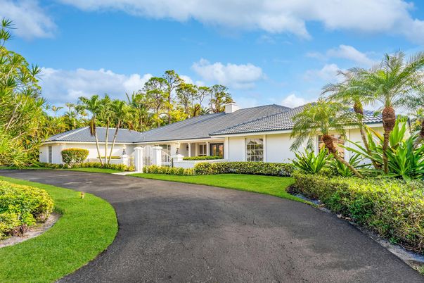 Attached, Backyard, Exterior, Facade, Ranch