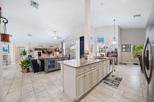 Interior, Kitchen, Pendant Lights
