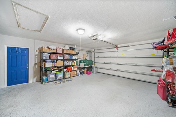 Garage, Interior