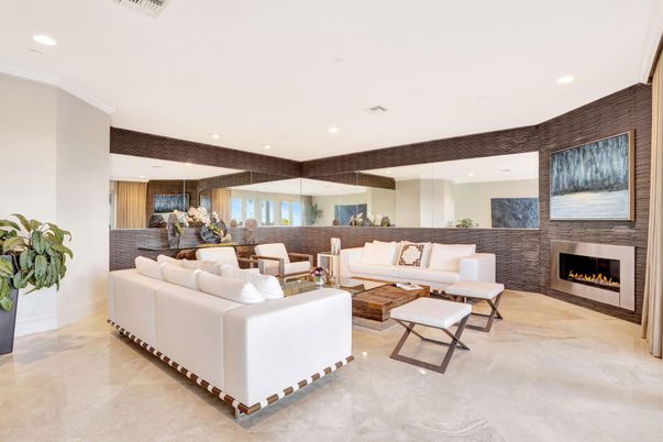 Fireplace, Interior, Living room, Recessed Lighting
