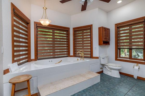Bathroom, Interior, Pendant Lights, Recessed Lighting