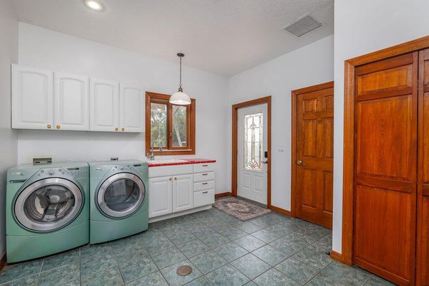 Interior, Pendant Lights, Recessed Lighting, Washer