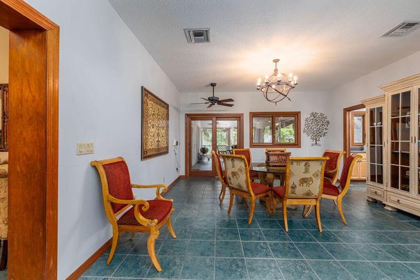 Chandelier, Dining room, Interior