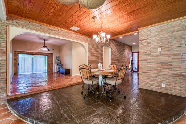 Chandelier, Dining room, Interior, Pendant Lights, Recessed Lighting, Stone Walls, Wooden Ceilings