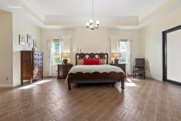 Bedroom, Chandelier, Interior, Pendant Lights, Wood Texture Flooring