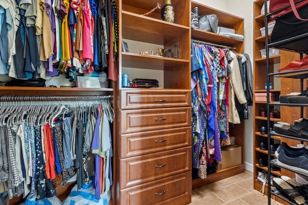 Interior, Walk-in Closets